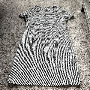 Striped Calvin Klein knee length dress in size 4